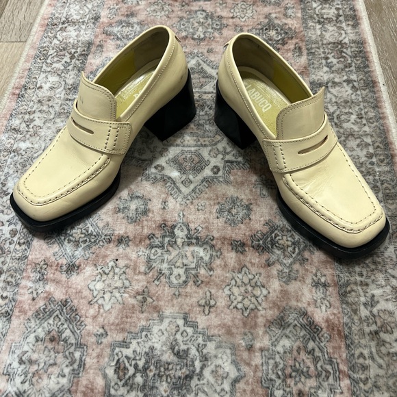 LABUCQ KITTY CREAM COLORED LOAFERS - Picture 3 of 8